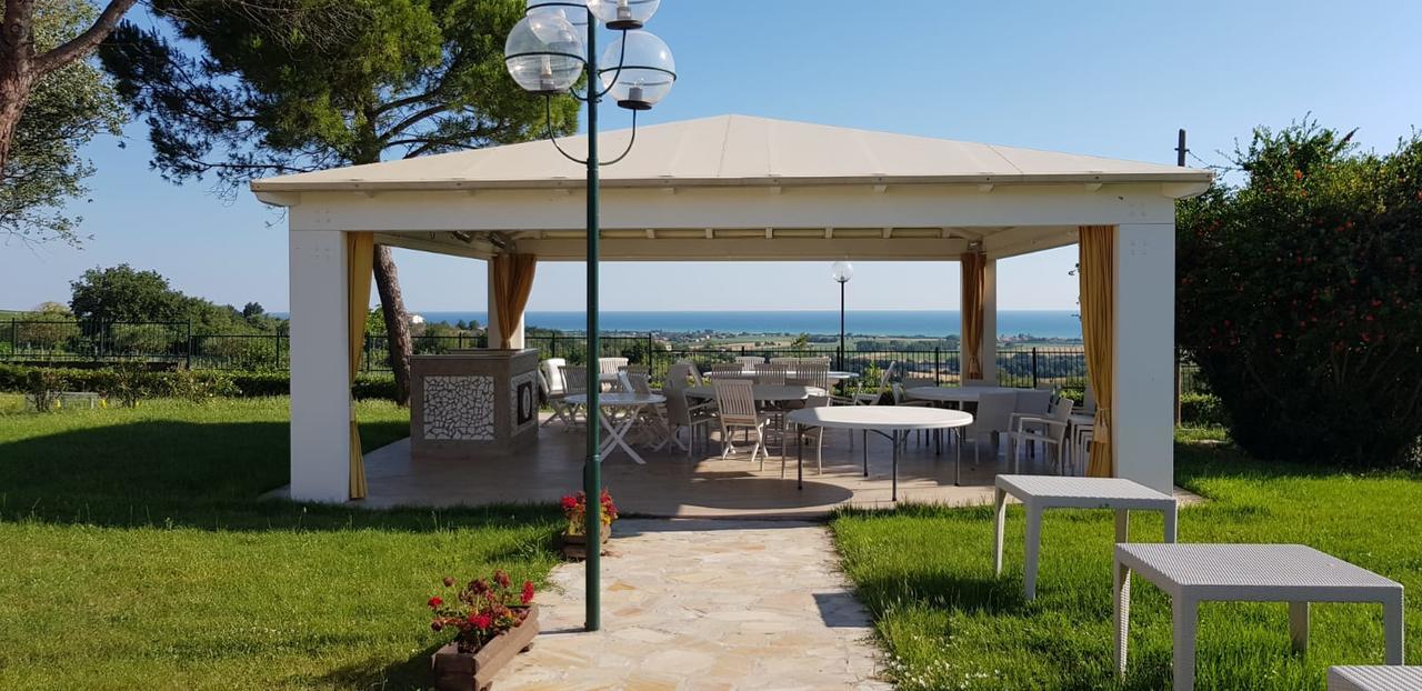 Country House Resort Villa Giardino Degli Eventi Fano Exteriér fotografie